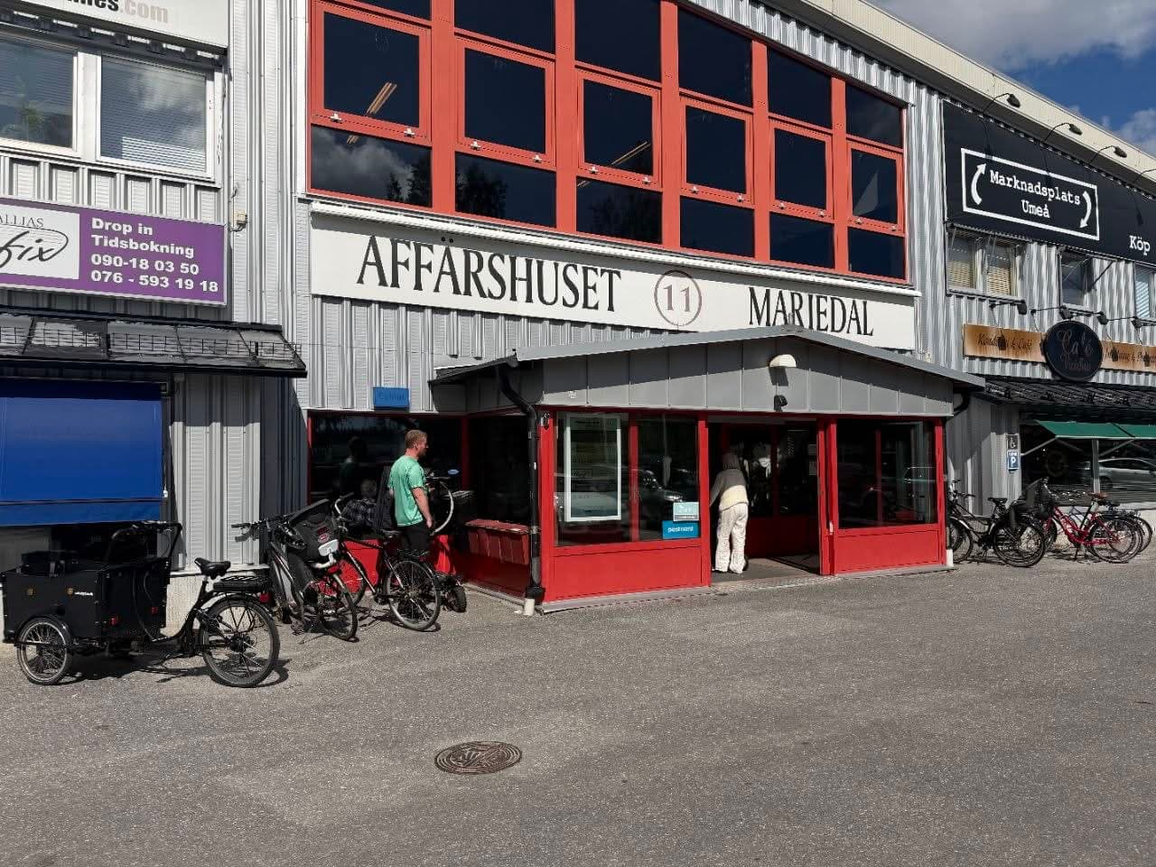 Affärshuset Mariedal utifrån, där salongen ligger
